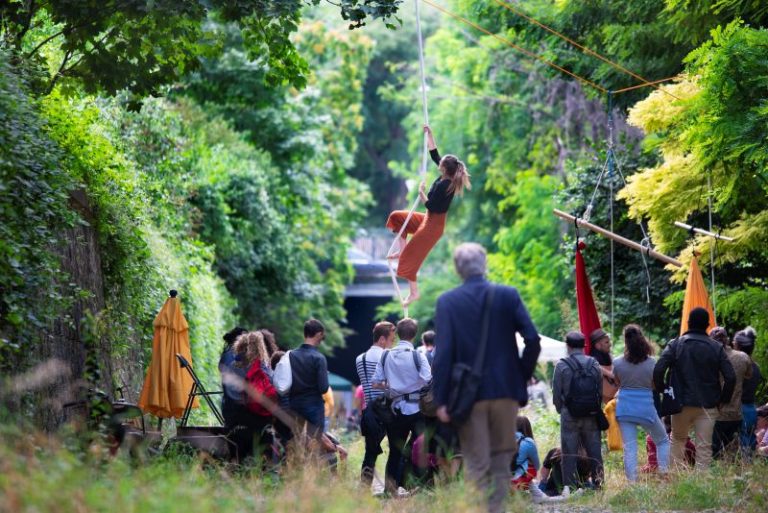 THEATRE DE LA NATURE DE COURCAY – CIE TRAT – Balade circassienne-1