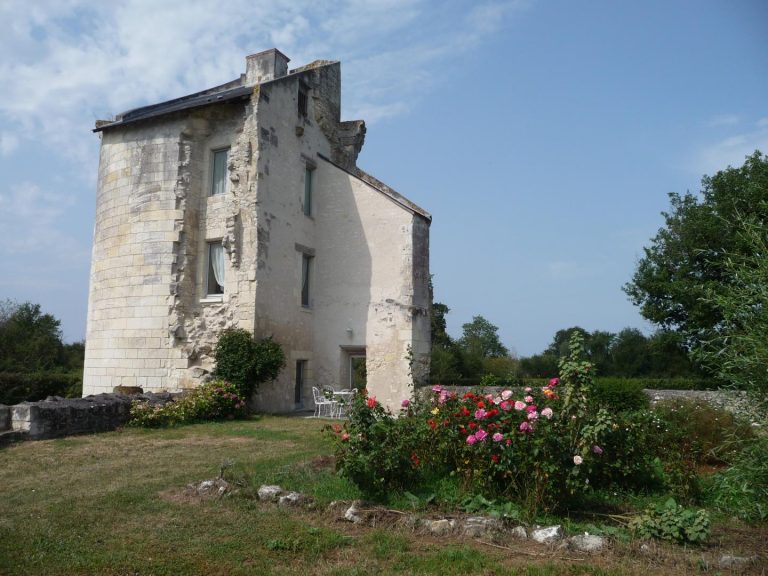 La Tour du Château des Etangs-3