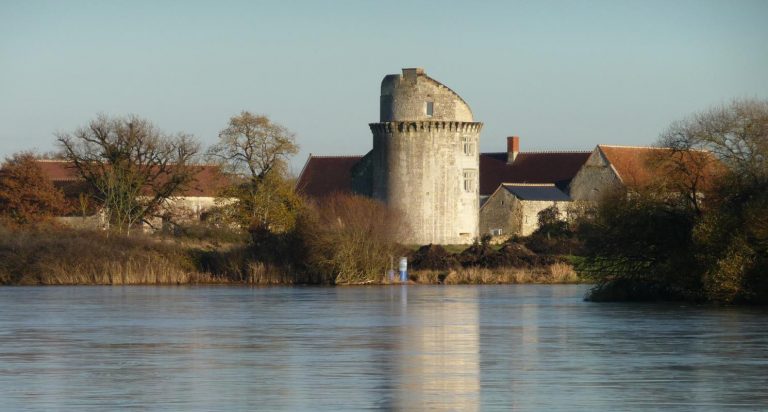 La Tour du Château des Etangs-16