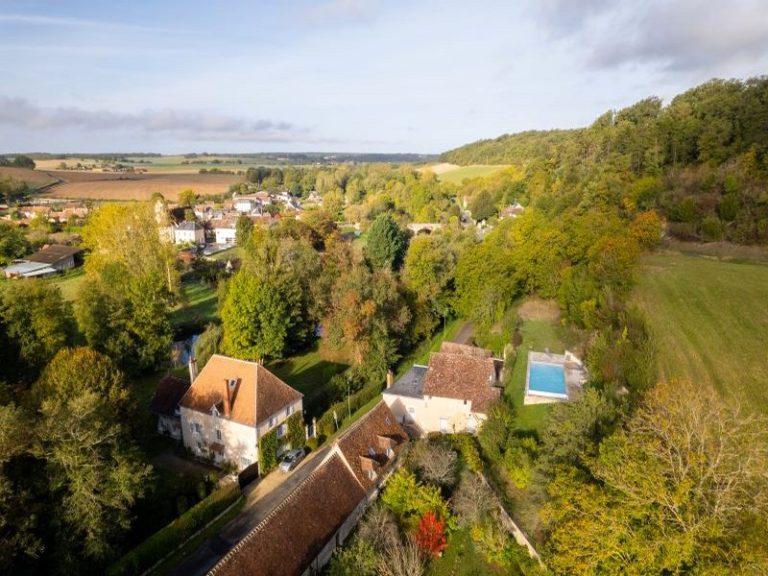 Le gîte du verger  Moulin de Chaumussay-1