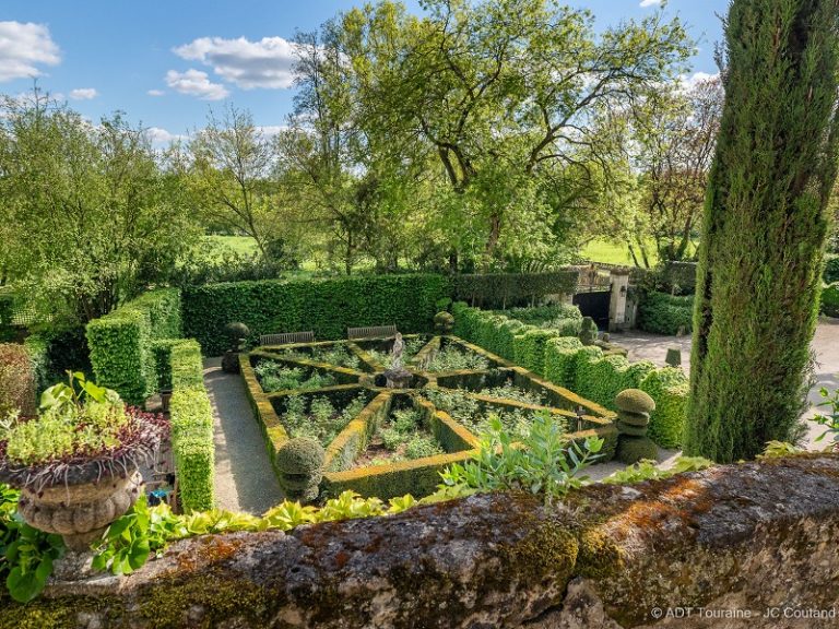 Jardin du Manoir des Basses Rivières-1