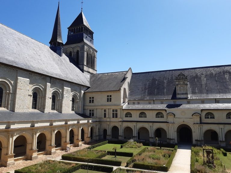 Abbaye Royale de Fontevraud-1