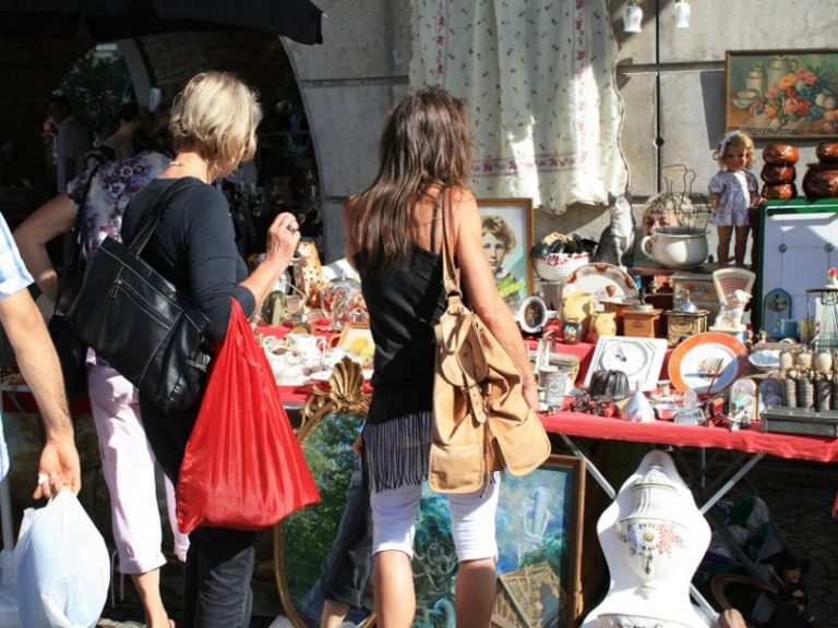 Vide-greniers, brocante-1